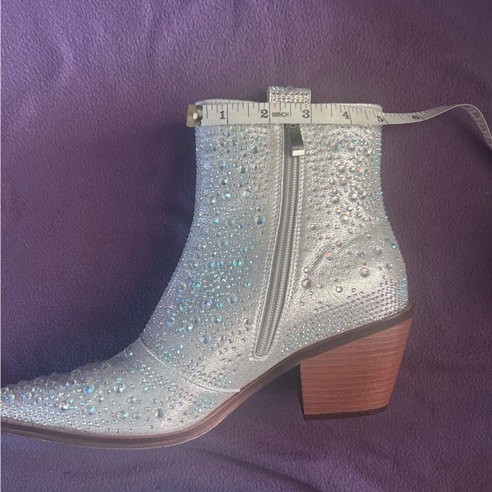 NWOT Silver Rhinestone Ankle Boots - Picture 3 of 7